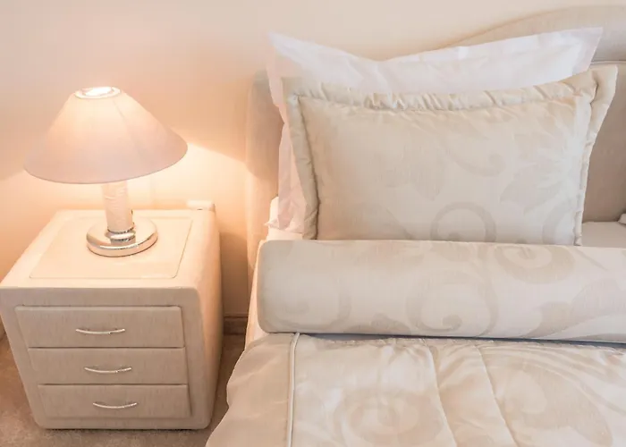Апартамент Private In Chayka Near The Sea Garden *