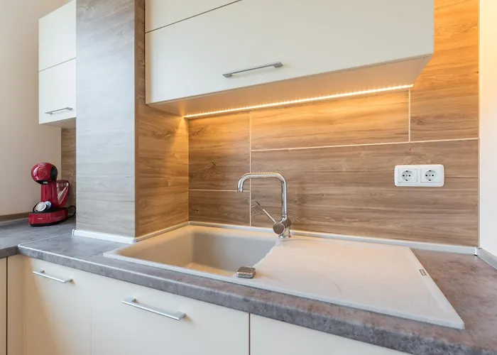 Private In Chayka Near The Sea Garden Апартамент Варна